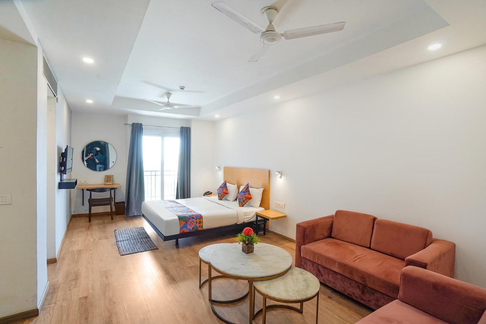 Fabhotel Prime Cloud 9 Ghaziabad Eksteriør bilde