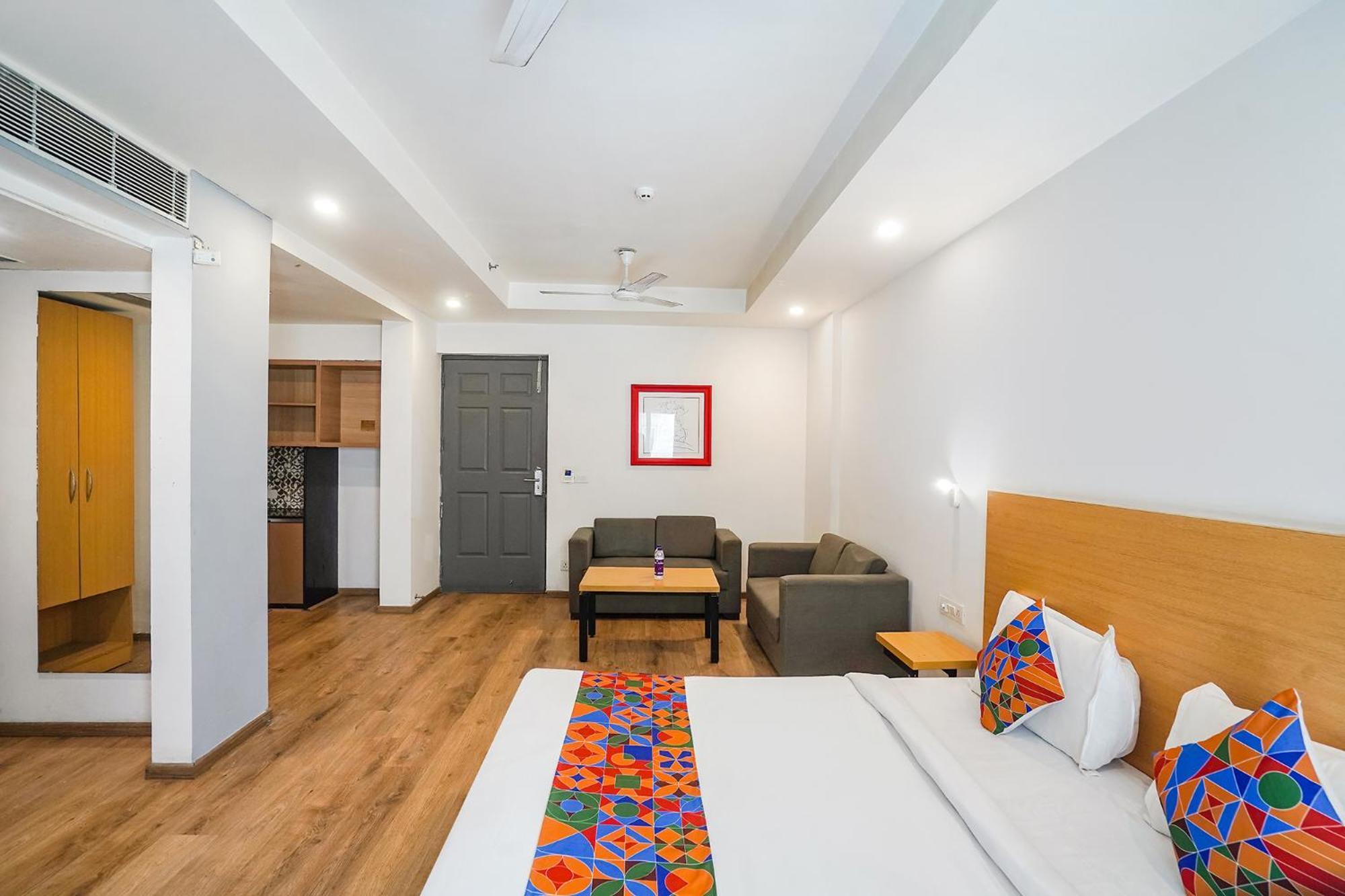 Fabhotel Prime Cloud 9 Ghaziabad Eksteriør bilde