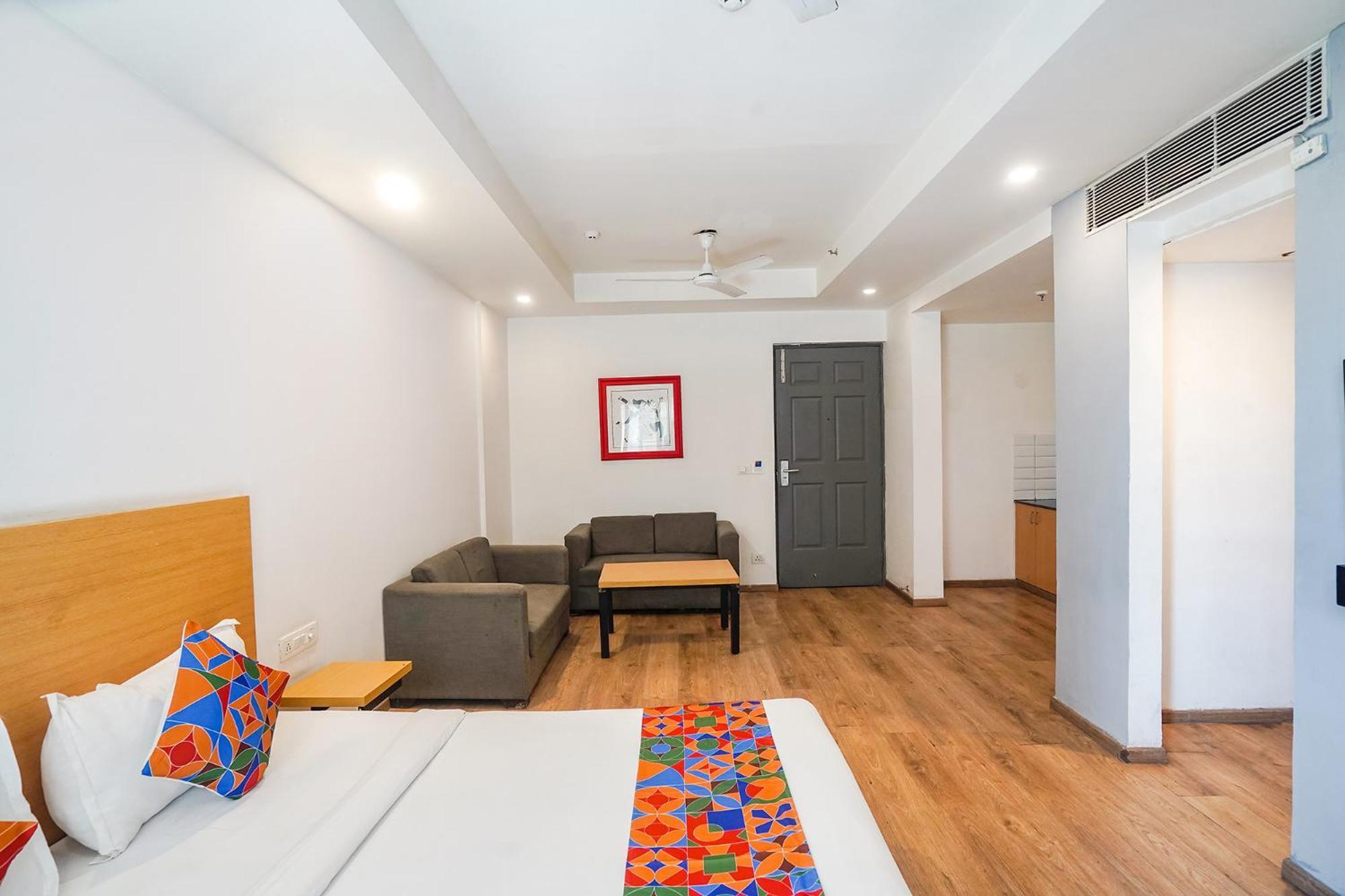 Fabhotel Prime Cloud 9 Ghaziabad Eksteriør bilde